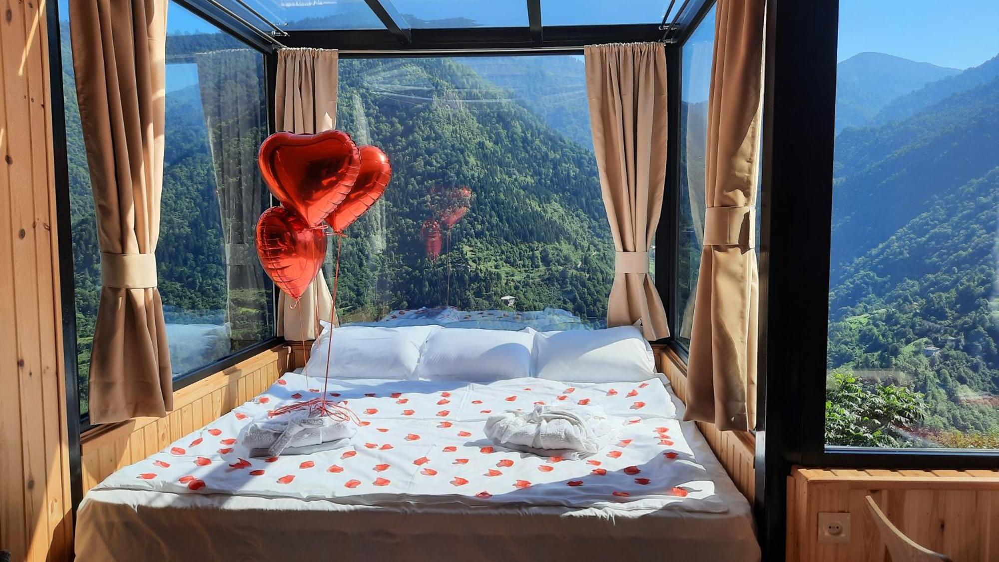 Unique Boutique Hotel Near Batumi Zeda Chkhutuneti ภายนอก รูปภาพ